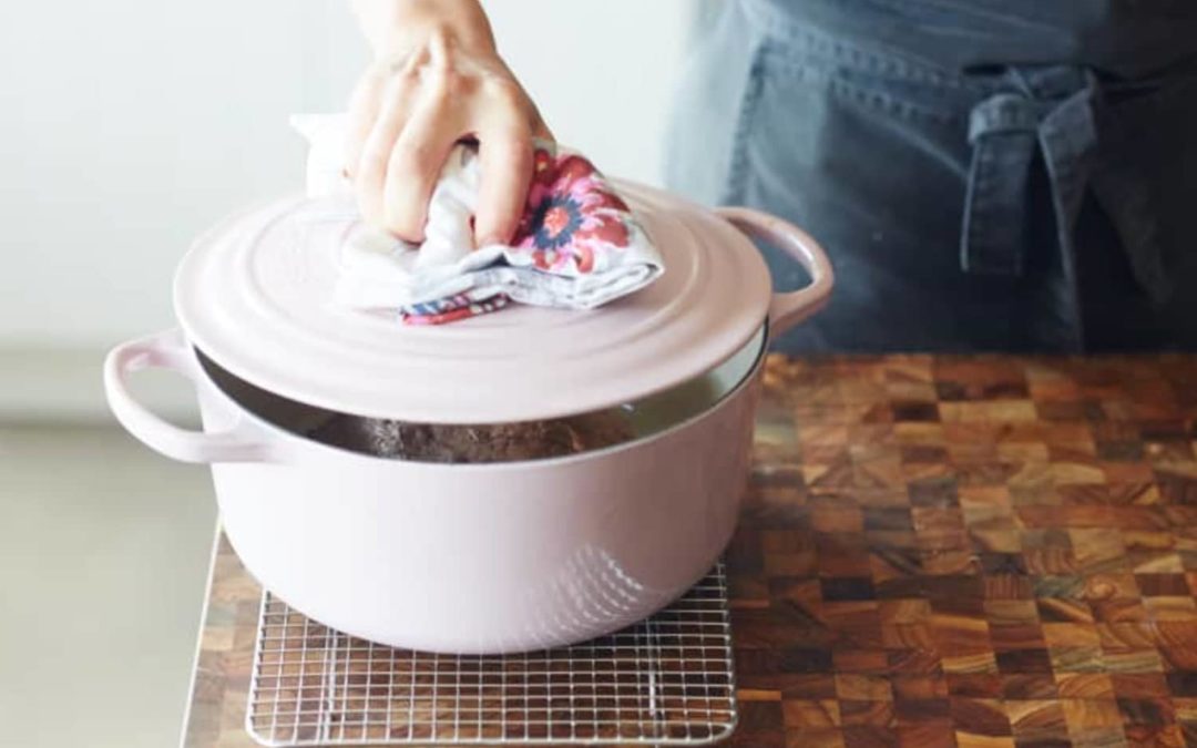 Le Creuset Is Having a Massive Sale on Some of Their Most Popular Pieces — and Giving Away a Free Gift