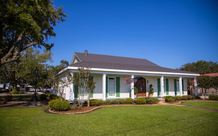 Metal Roofing Types: Stylish Options with Exceptional Performance