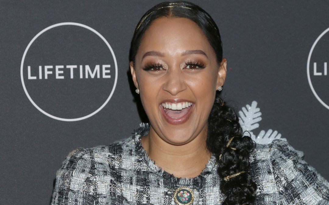 Tia Mowry’s All-Black Pantry Packs a Dramatic Punch