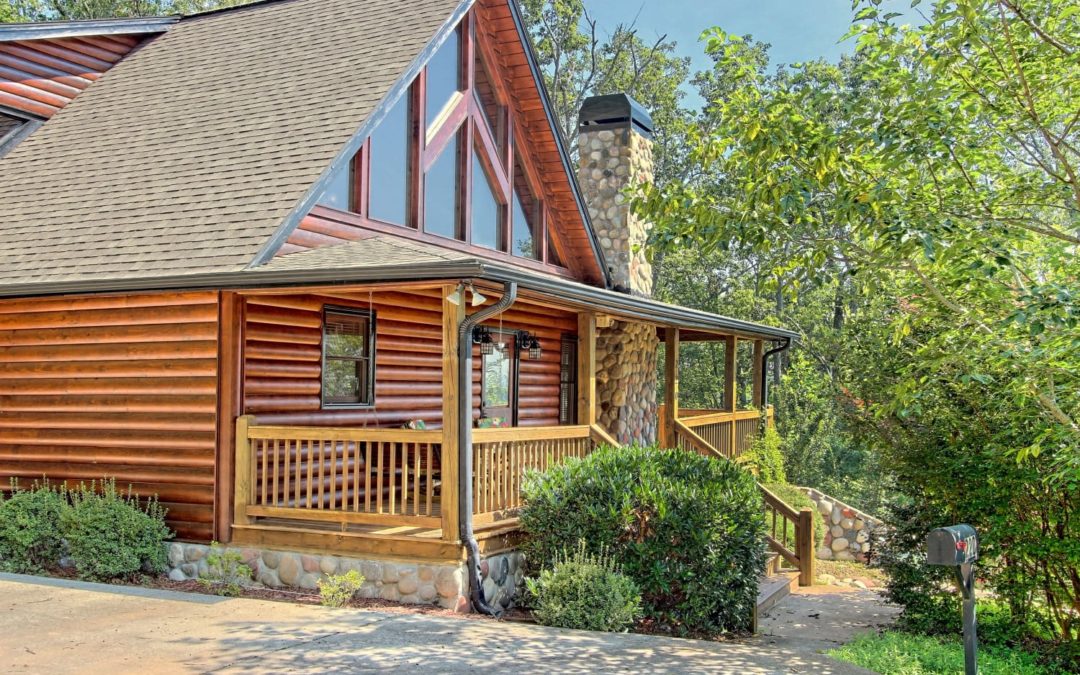 10 Vacation Rentals That Are Perfect for Leaf Peeping This Fall