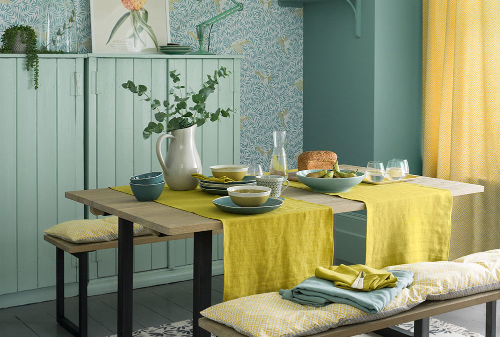 Dining Room Curtain Ideas: add colour and elegance with these window treatments