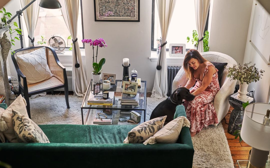 A Small NYC Apartment’s Dated Kitchen and Bathroom Got Renter-Friendly Refreshes