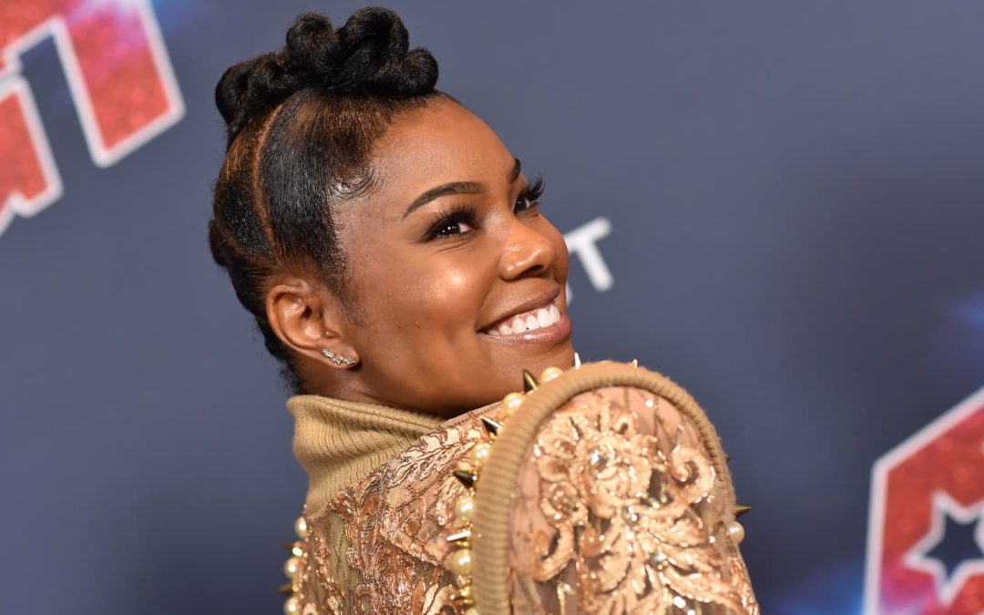 Gabrielle Union’s Backyard Has a Glamorous Outdoor Living Room