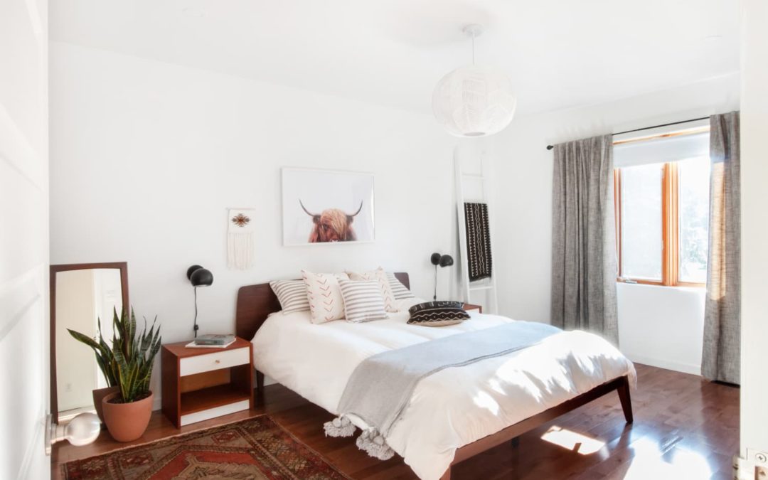 This Stylish Duvet Cover Makes my Least-Favorite Bed-Making Chore Much Less Annoying (and It’s on Sale Right Now)