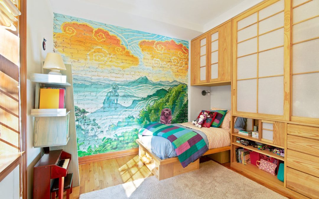 This Apartment in Brooklyn Has Lots of Exposed Brick — And a Colorful Mural