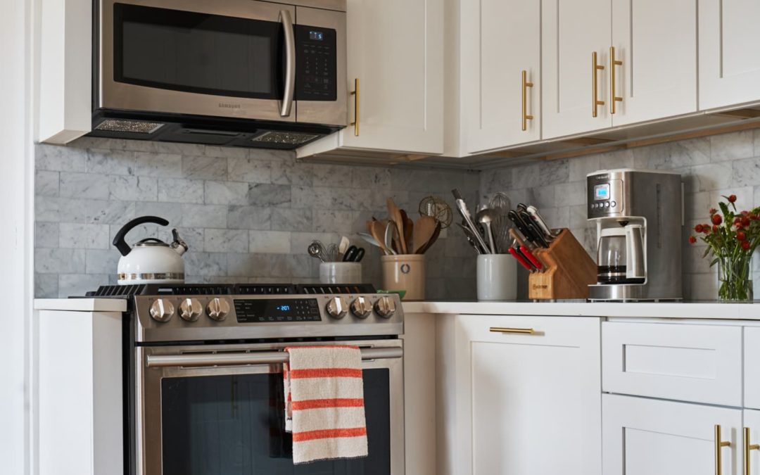 Williams Sonoma’s Warehouse Sale Has Ridiculously Amazing Deals on All-Clad, Staub, and Le Creuset