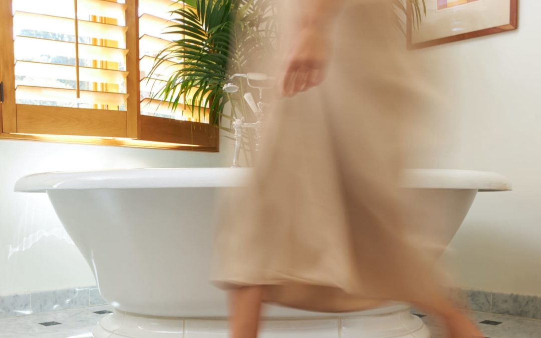 The Chic, Sustainable Find That Changed How I Think About Wooden Bath Mats Forever