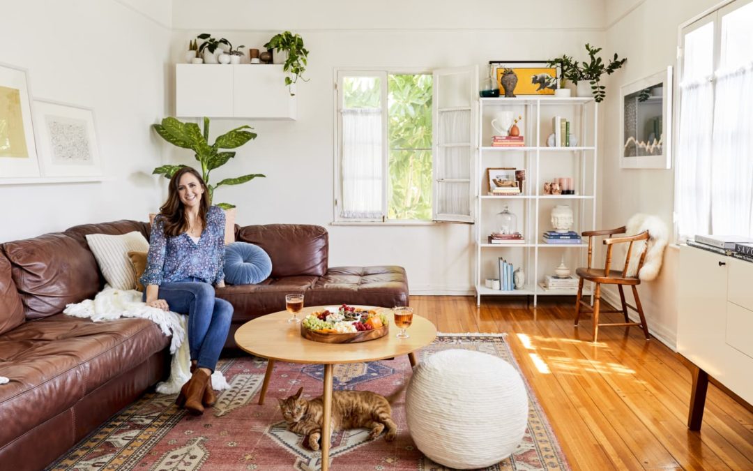This Author’s 1930s LA Rental Is Beautifully Bright and Airy