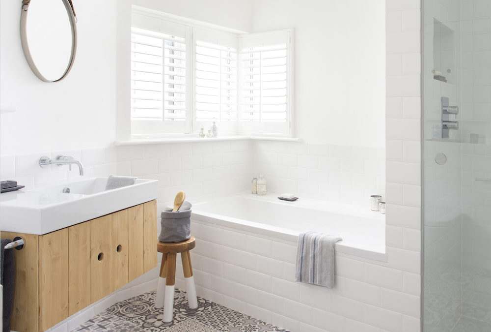 White bathroom tile ideas – 10 fresh, bright and beautiful schemes