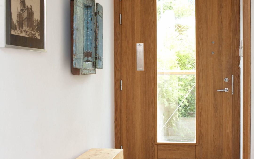 Replacement doors – comprehensive guide to choosing a new front door