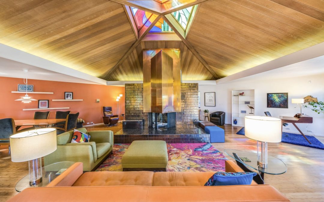 This Single-Family for Sale in California Has a Kaleidoscopic Living Room