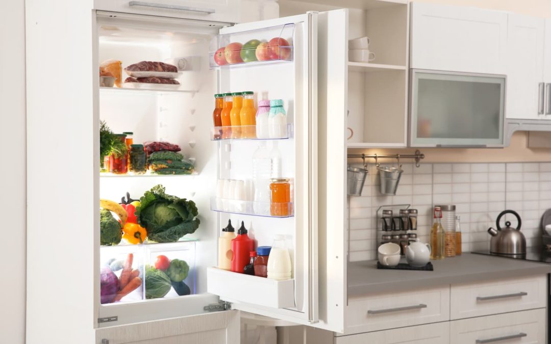 The Little Ritual That’s Helped Me Get Rid of Fridge Clutter For Good