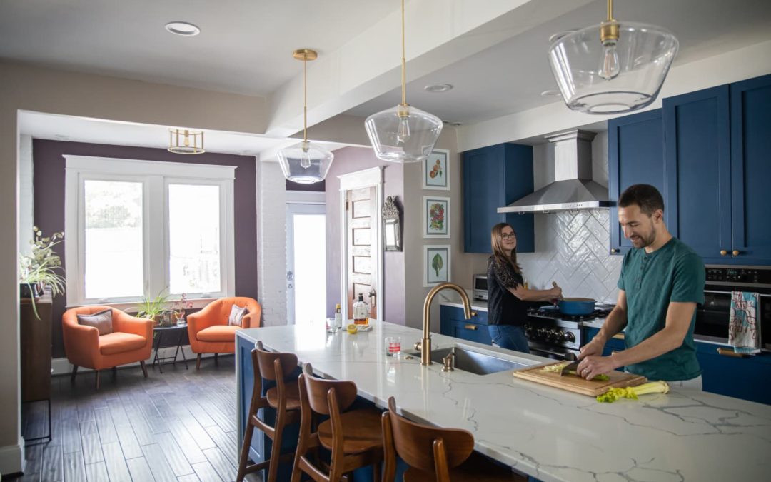 The $10 Renter-Friendly Paper Towel Holder That Frees Up Counter Space