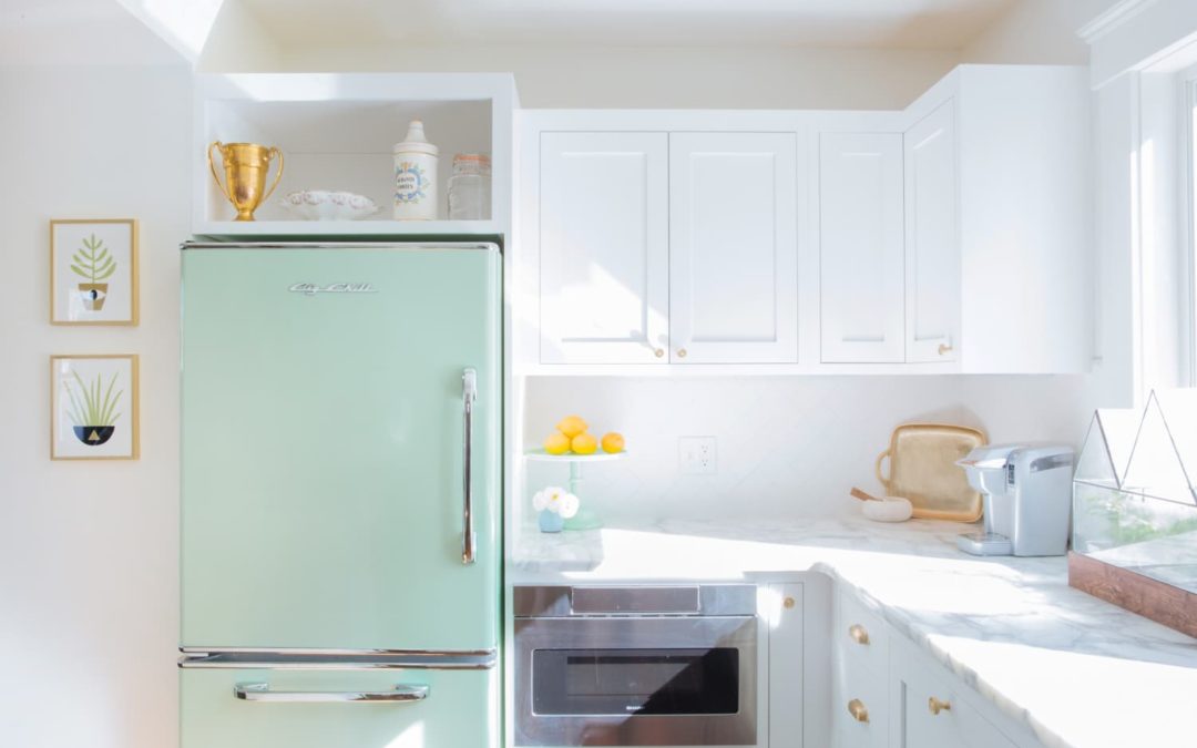 This Innovative, Space-Saving Spice Rack Organizes Seasonings and Pantry Staples