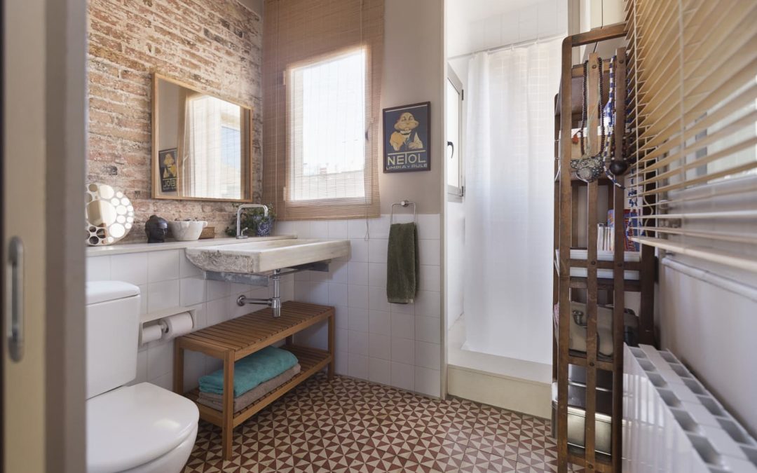 This Lightweight (and Affordable!) Bath Mat Made Our Best List and Is Just as Good as the Pricey Versions