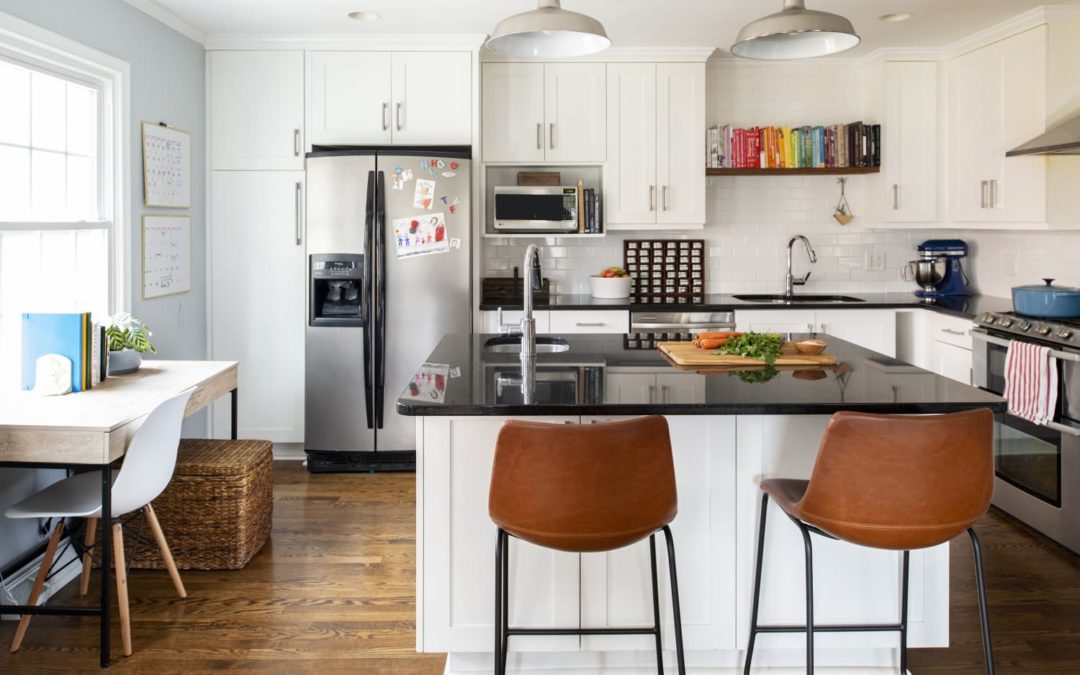 This Versatile Counter Accessory Prevents Kitchen Towels From Becoming Soggy and Gross