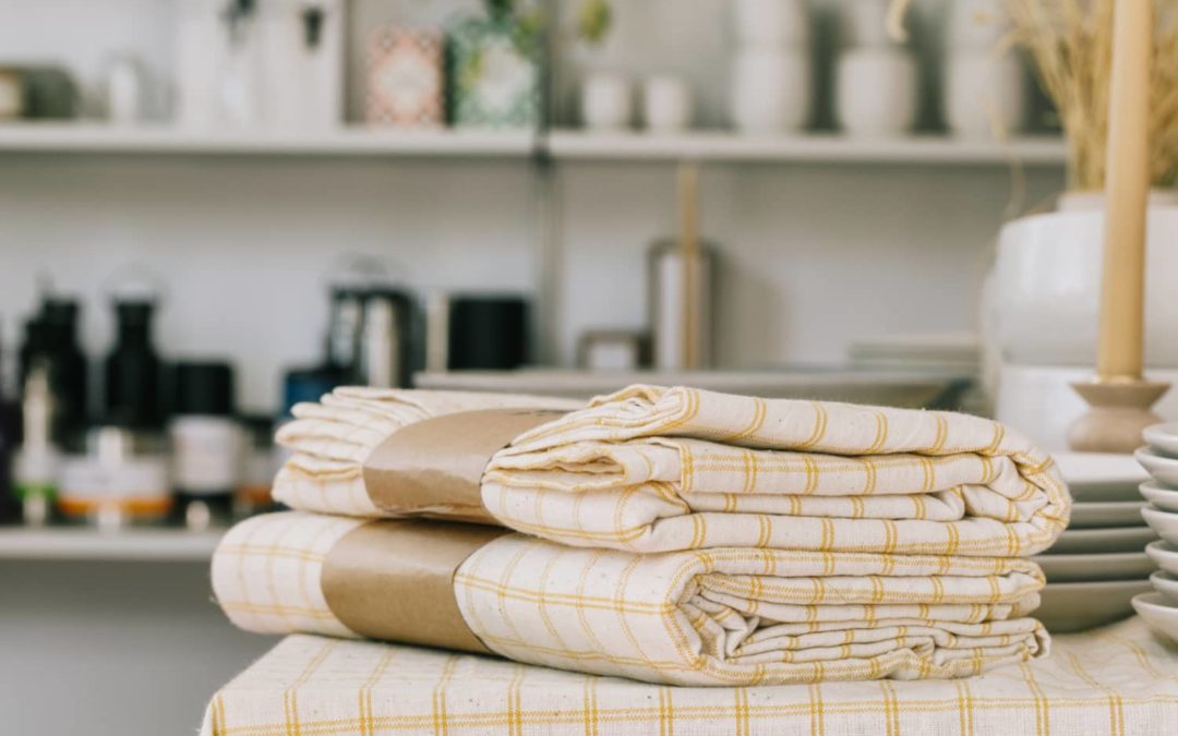 A Guide to Tablecloth Sizes (and How to Choose the Right One)