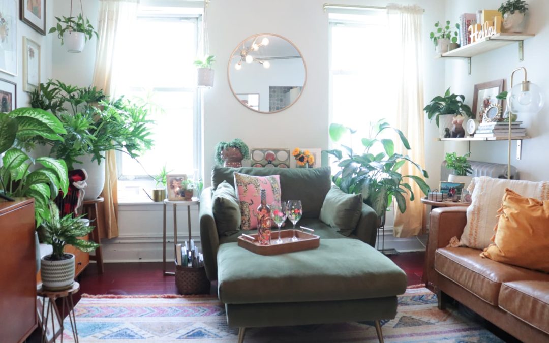 Pottery Barn’s End-of-Year Sale Includes Editor-Tested Sofas and Rugs for Up To 70% Off