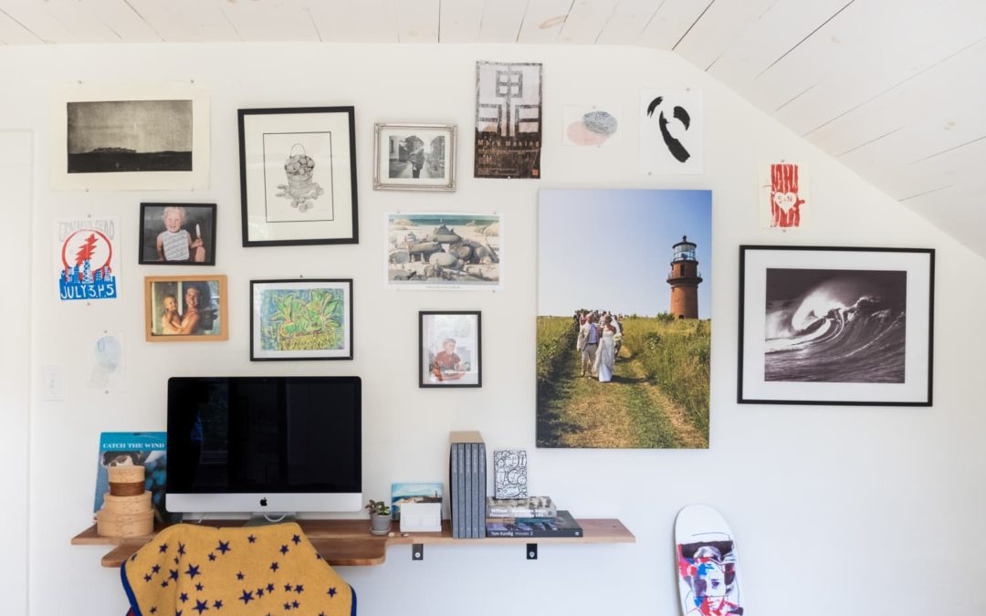 These 12 Space-Saving Wall-Mounted Desks Are Just What Your Work Setup Is Missing
