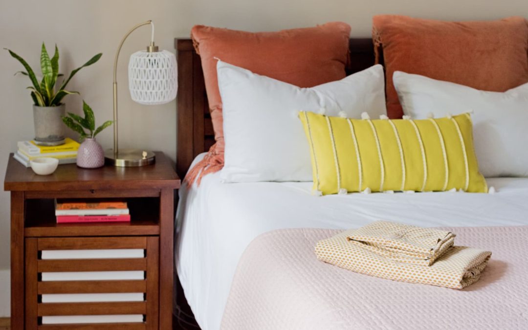 This Ridiculously Luxurious All-Season Down Duvet Makes Me Feel Like I’m Sleeping at a Fancy Hotel (and It’s 25% Off!)