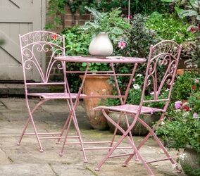 Nigella Lawson’s hot pink garden bistro set proves the colourful garden furniture trend is here to stay