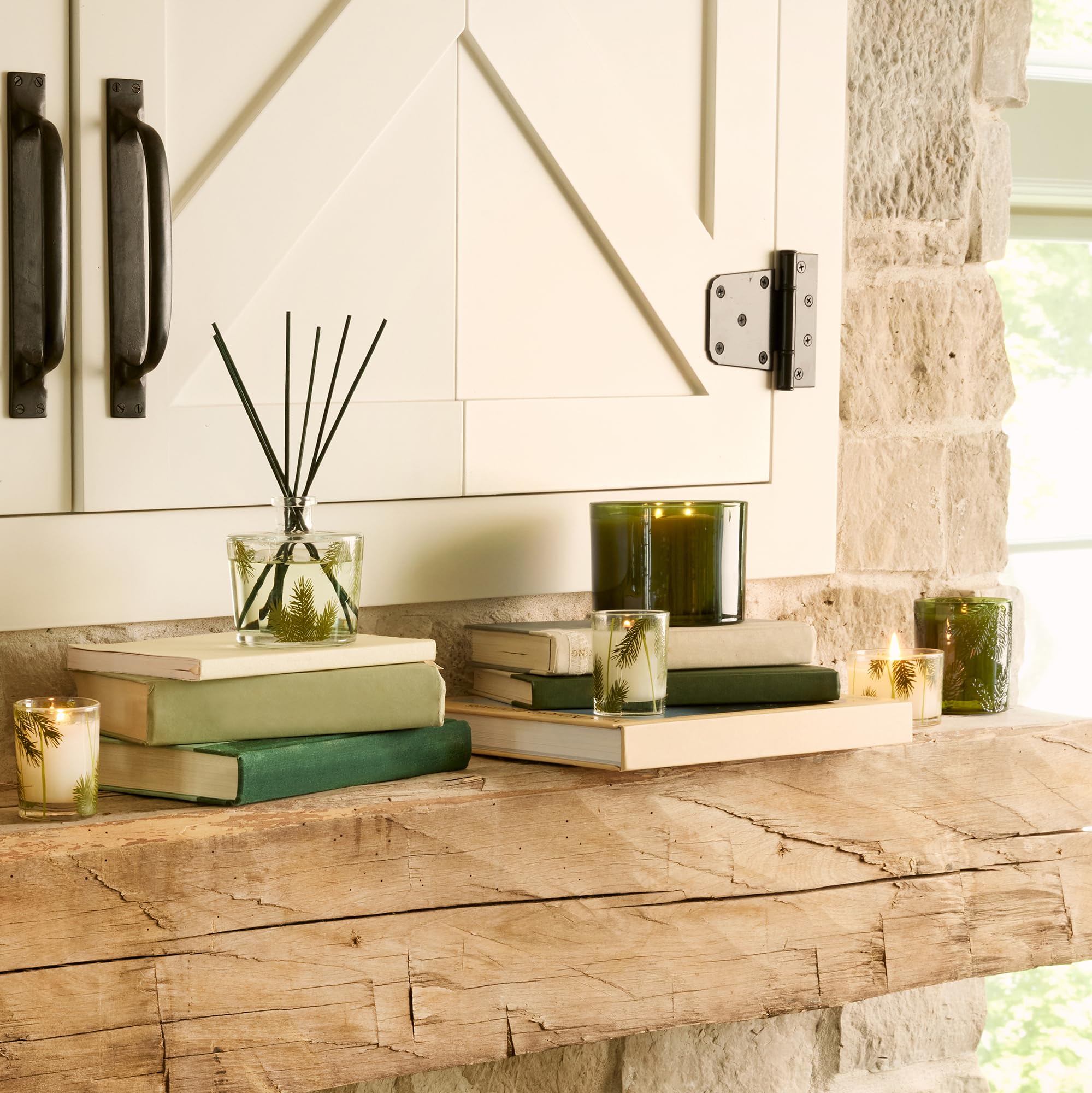 Thymes Frasier Fir Glass Candle - Image 7