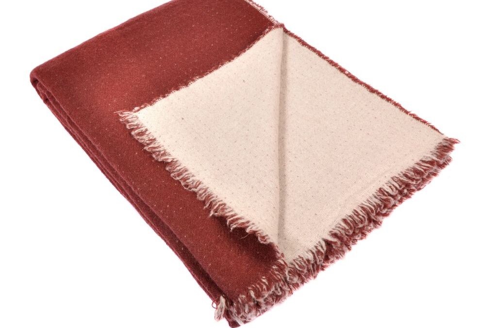 Hot Home Trends: Pomegranate Colour Palette