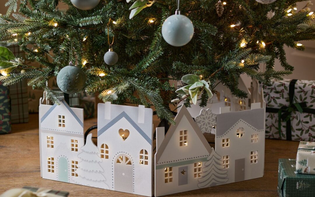 If you missed out on Next’s viral gingerbread tree skirt, I’ve just found the next best thing – and it’s only £35