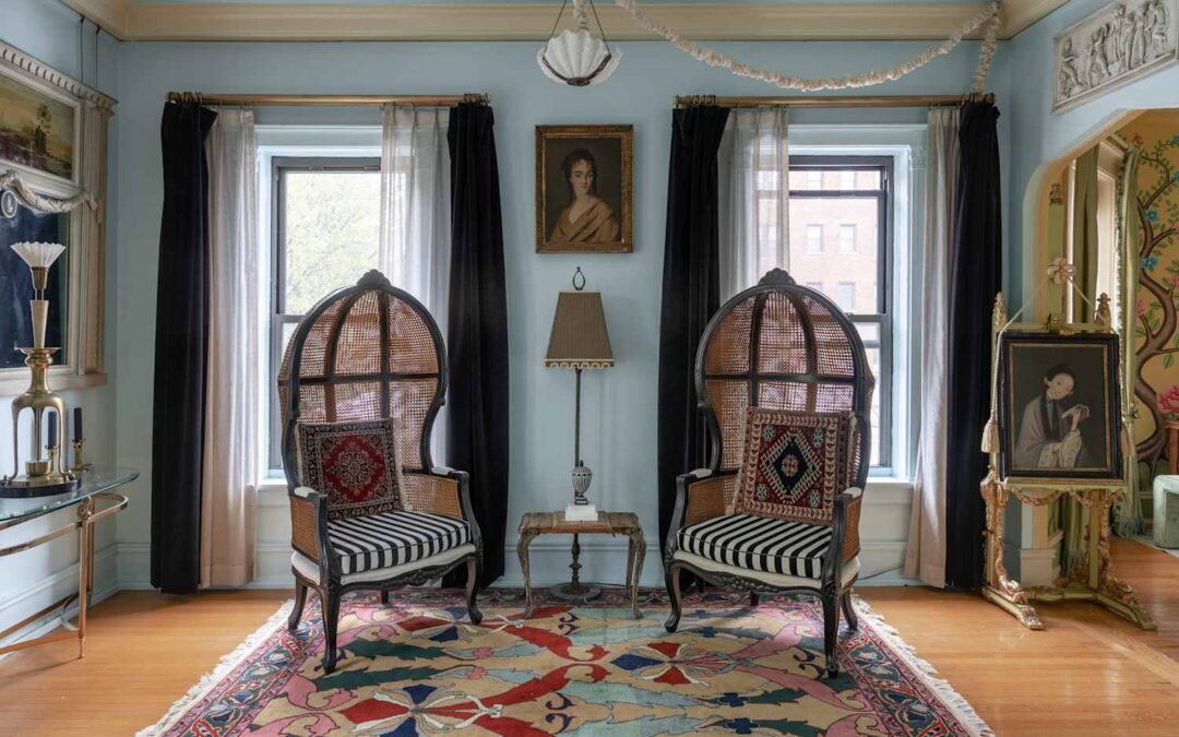 This “Lifelong Maximalist” Transformed a 120-Year-Old Chicago Rental Apartment