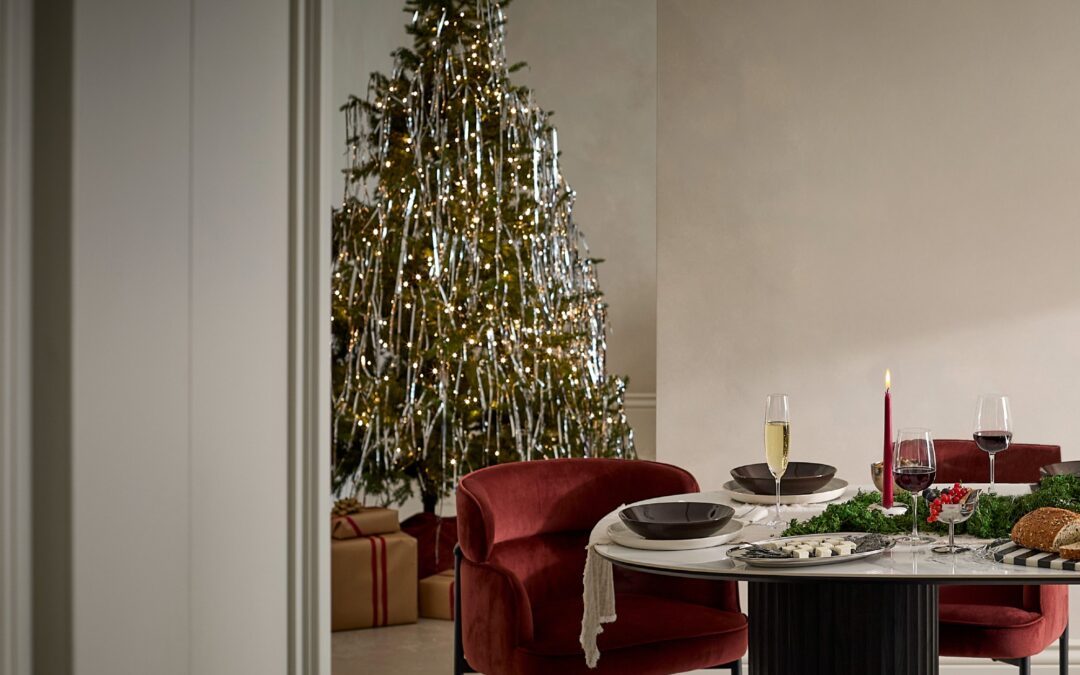 Stacey Dooley’s jaw-dropping Christmas tree champions one of the biggest festive trends – ‘Tinsel is making a return to even the most stylish homes’