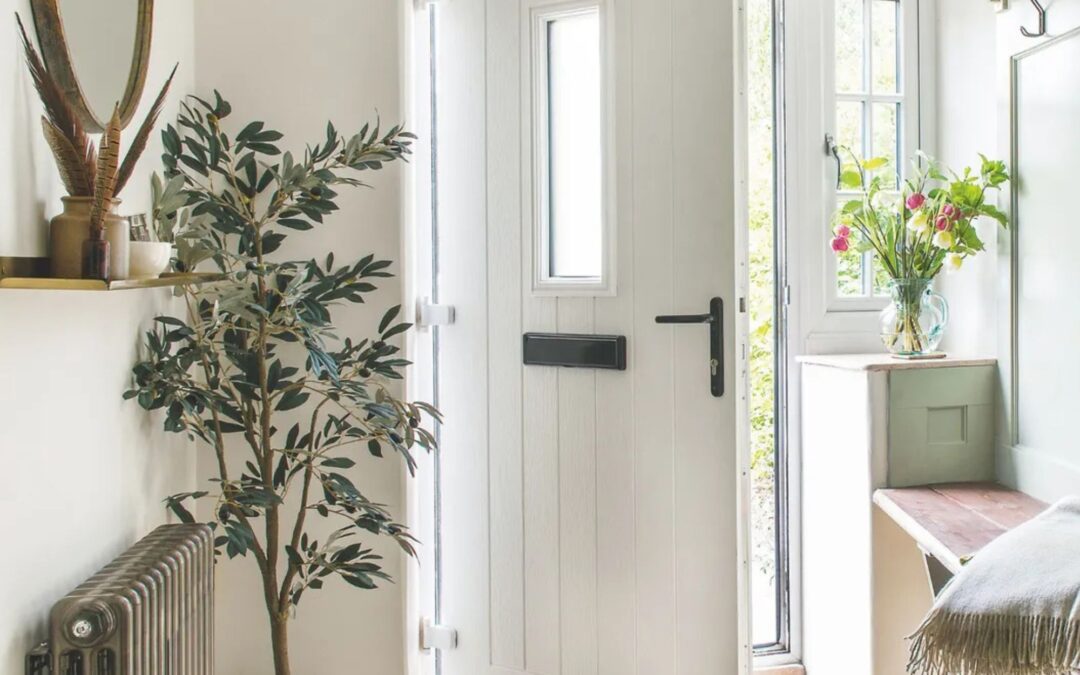 Zoe Ball’s controversial take on hallway clutter has just made me re-evaluate my own relationship with tidying my home