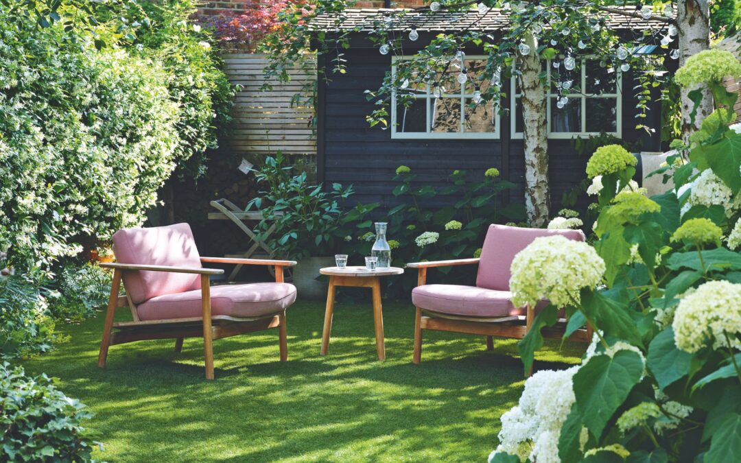 Gardeners warned to avoid this one lawn care job during a heatwave or risk destroying their grass – it sounds like a good idea, but it’s best avoided