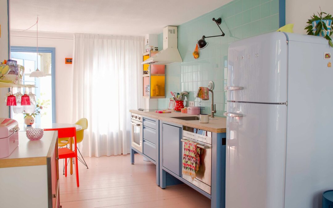 I’m Re-Creating This ’90s Tech Trend in My Kitchen Right Now