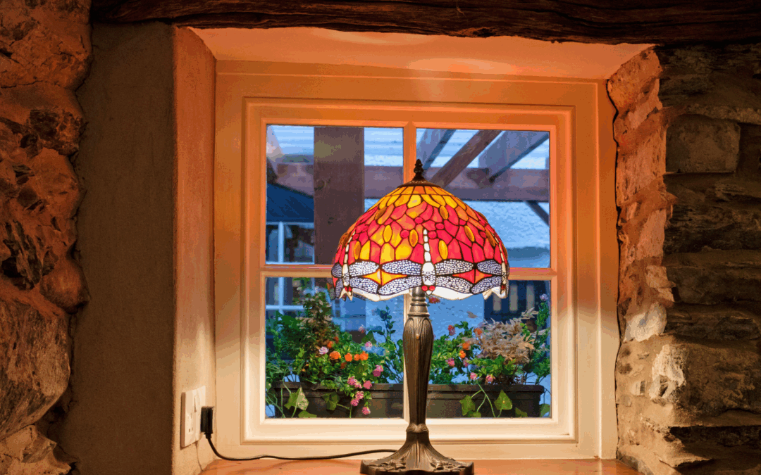 Matt Baker’s latest lighting choice proves Tiffany lamps are back – experts reveal how to make this vintage style work