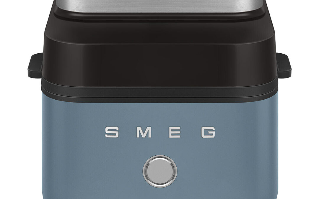 Smeg has unveiled its first standalone air fryer – it’s compact, under £200 and has a clever design feature to make your worktop look less cluttered