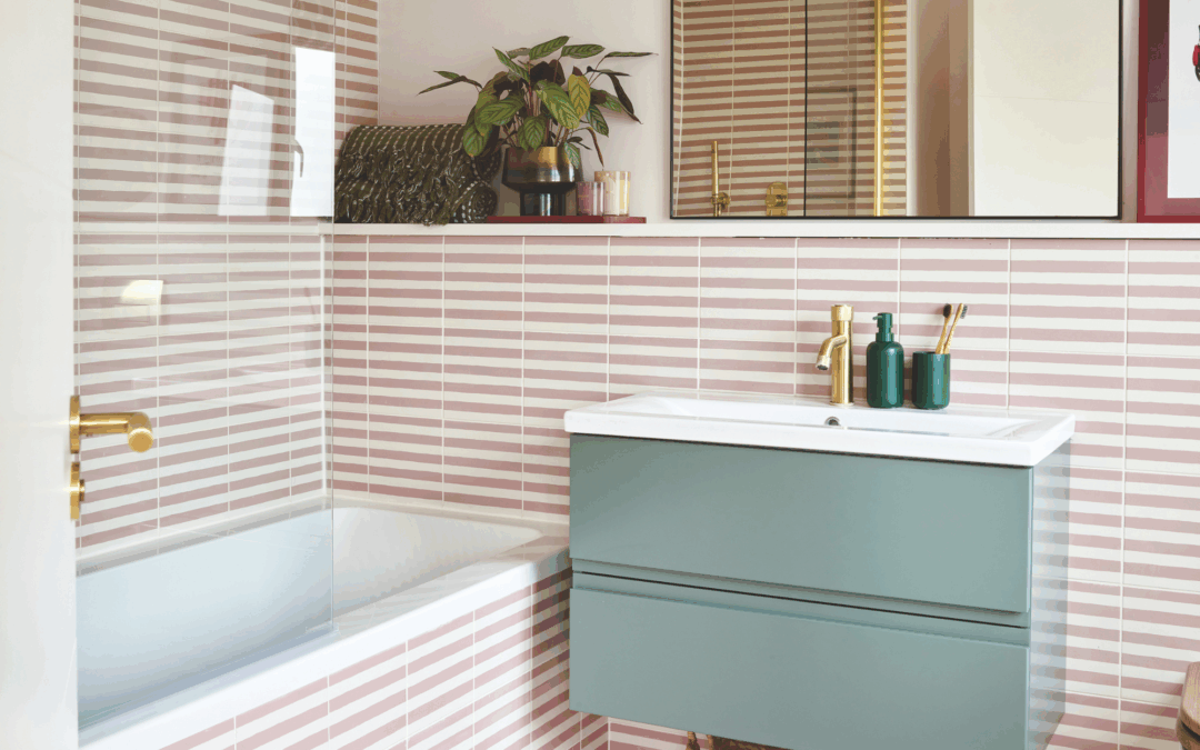 ‘I’m ready for people to hate this’ – Stacey Solomon has ditched the Cottagecore aesthetic to create an orange maximalist bathroom, this is why it works so well